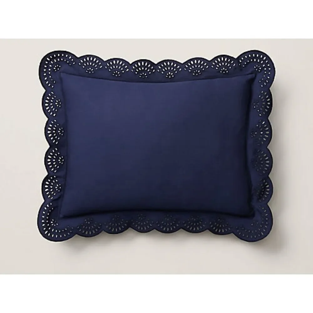 Ralph Lauren Home - Rl Eyelet Throw Pillow - Navy